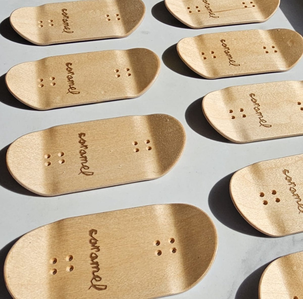 Ultimate Fingerboard Deck Guide 2025: Choosing the Right Size, Shape, and Material - Caramel Fingerboards - Fingerboard store