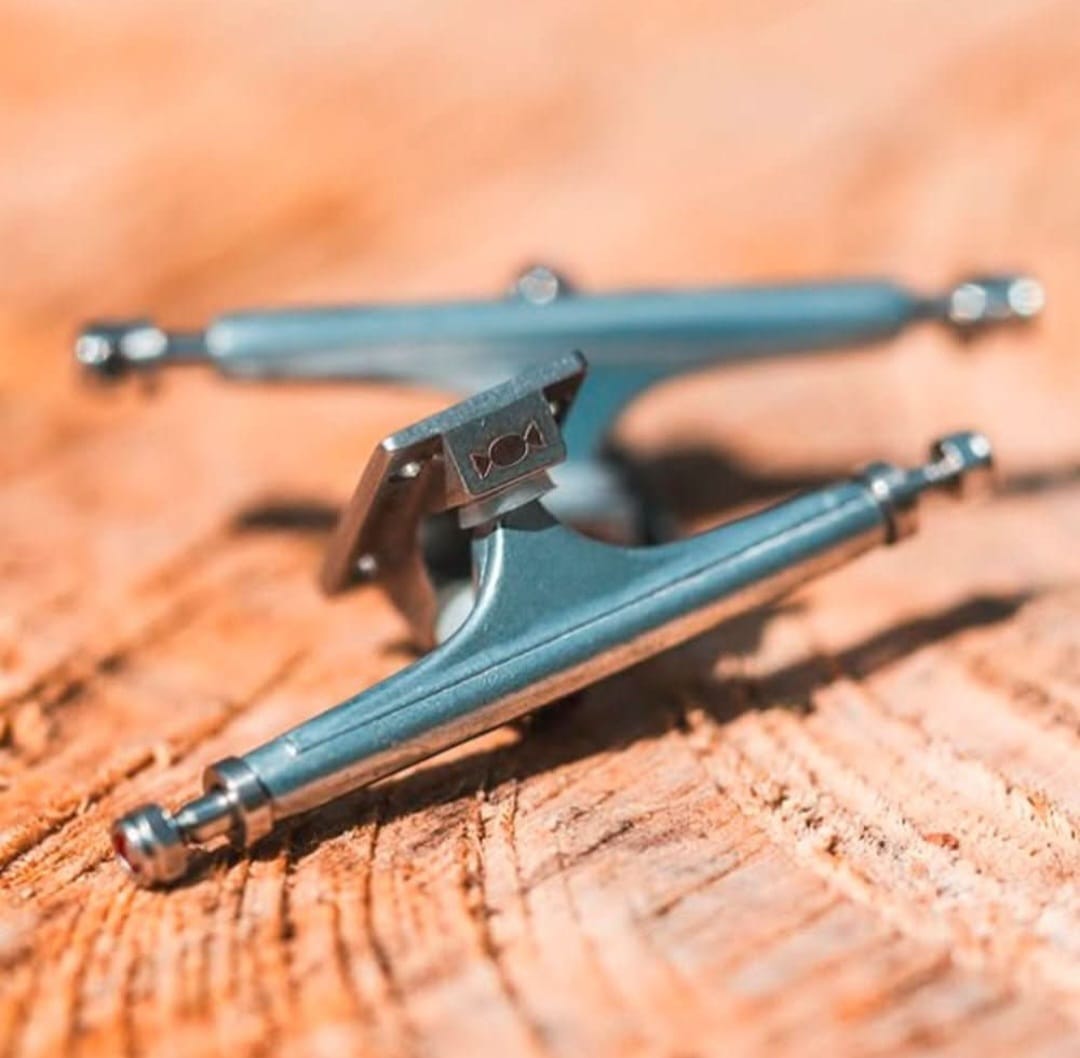 How to Choose Fingerboard Trucks 2025 Complete Size and Style Guide - Caramel Fingerboards - Fingerboard store