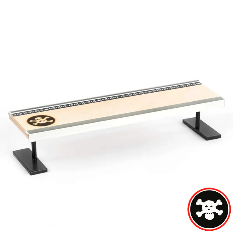 Blackriver Locker Room Bench fingerboard obstacle – view 2