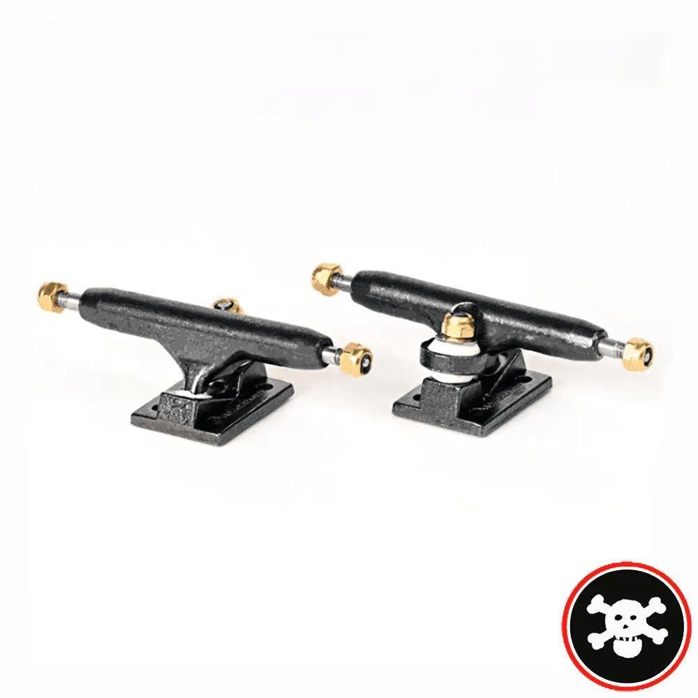 Blackriver Trucks Wide 3.0 Black-Black 32mm - Caramel Fingerboards - Fingerboard store