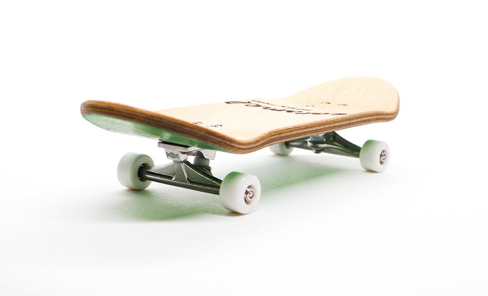 Caramel Visitor Complete Fingerboard 34mm - Caramel Fingerboards - Fingerboard store