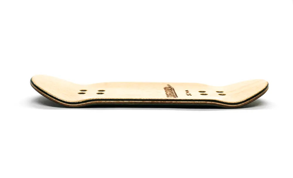 Broswood Green - one line Split Ply Fingerboard Deck 32mm
