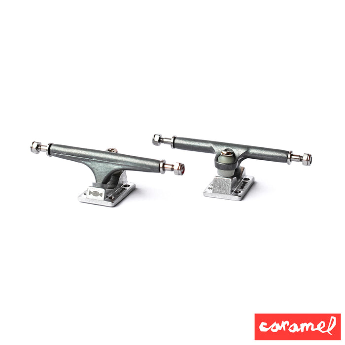 trucks light Caramel C4 fingerboard