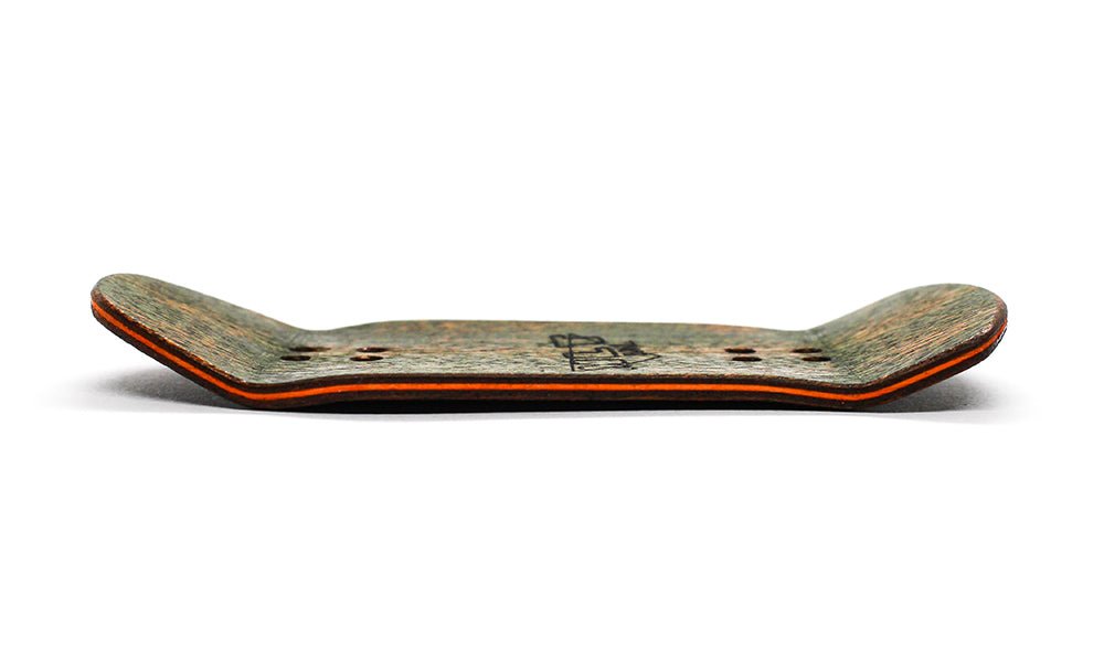 Malota Crocodile old school fingerboard deck 35.2mm - Caramel Fingerboards - Fingerboard store