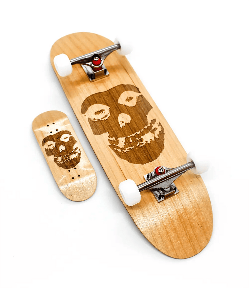 Malota x Caramel Misfits Complete Handboard 7.3cm - Caramel Fingerboards - Fingerboard store