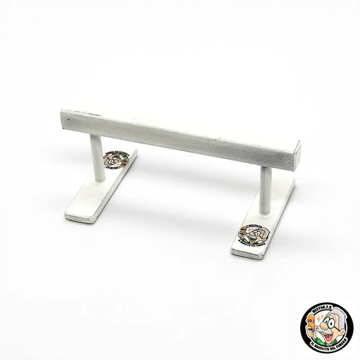 Nestor Fb White Mini Mini Fingerboard Rail - Caramel Fingerboards - Fingerboard store