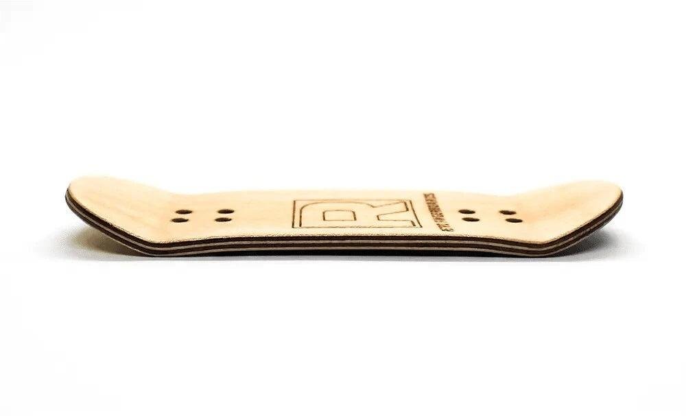Retro Coronel Fingerboard Deck 32mm - Caramel Fingerboards - Fingerboard store