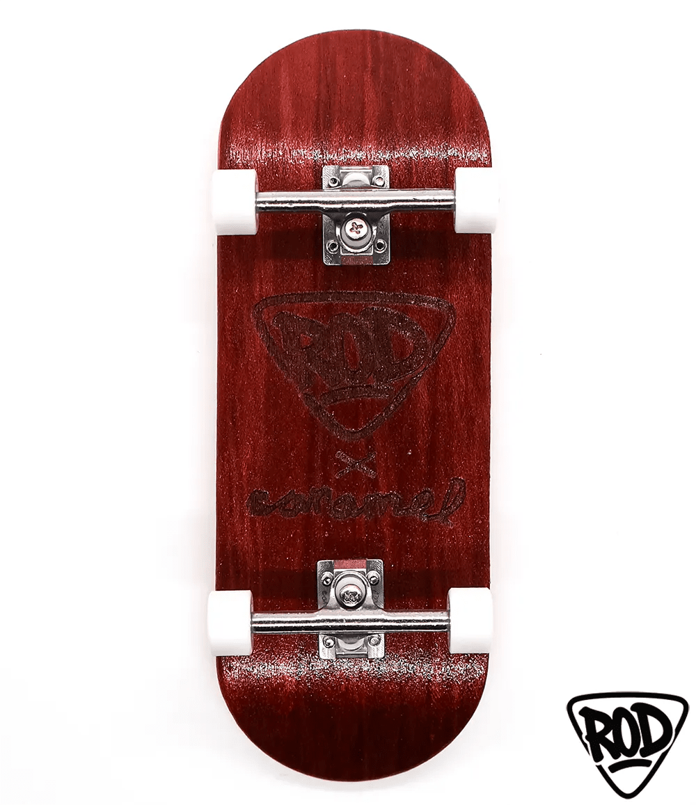 Rod x Caramel Complete Fingerboard 33mm