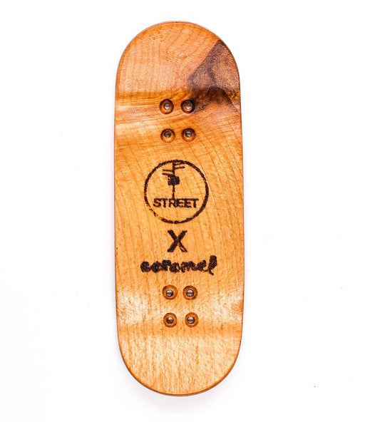 Street Fb x Caramel skeleton hand deck 34mm - Caramel Fingerboards - Fingerboard store