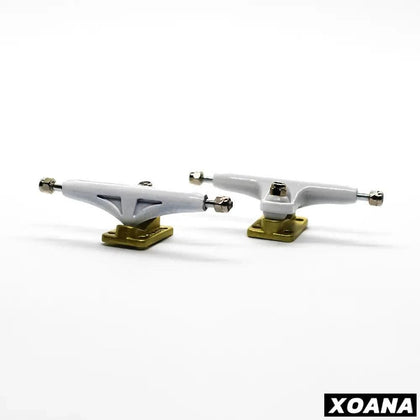 Xoana White-Gold Fingerboard Trucks