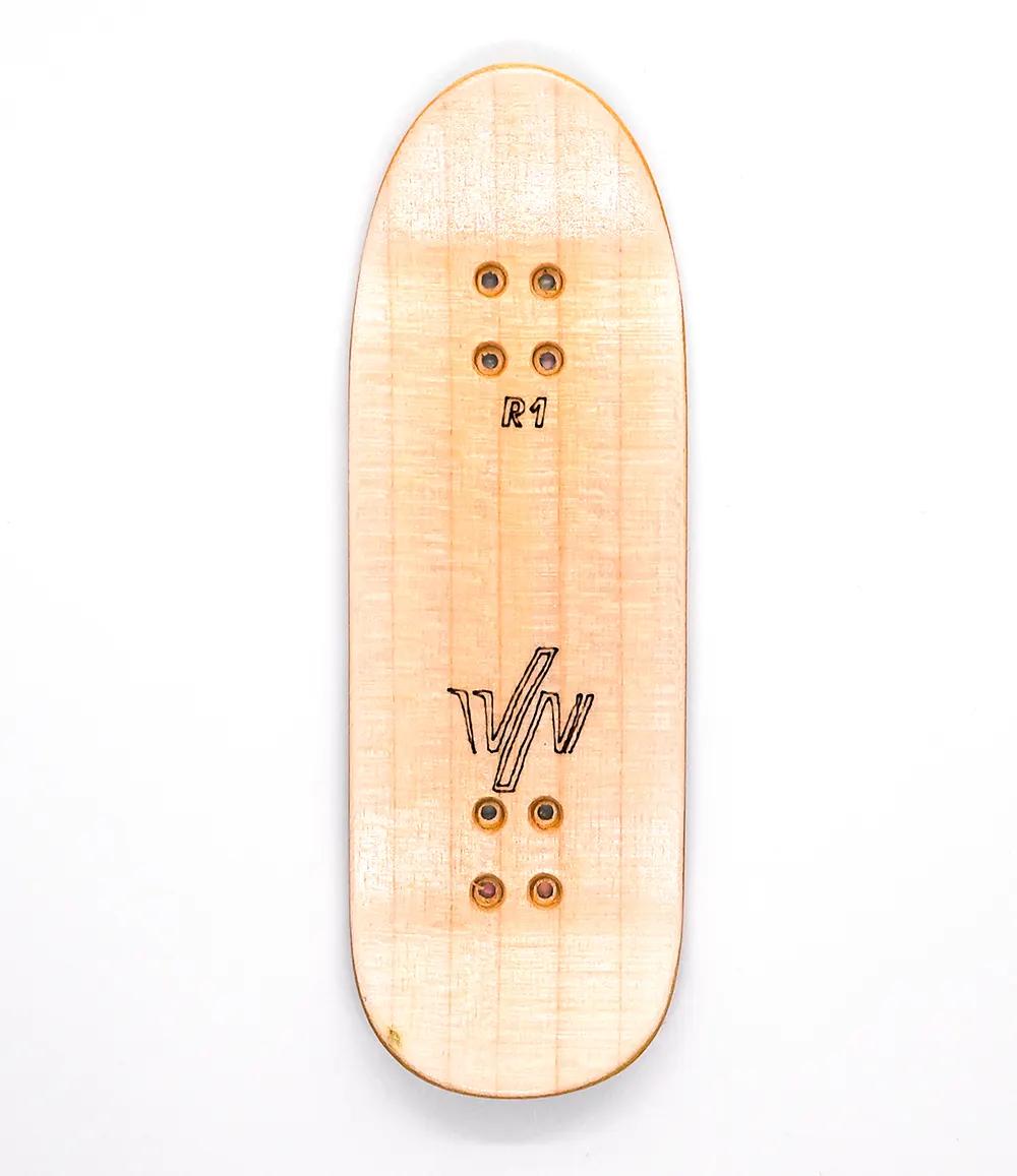 Von Zehos Woman R1 Fingerboard Deck 32mm - Caramel Fingerboards - Fingerboard store