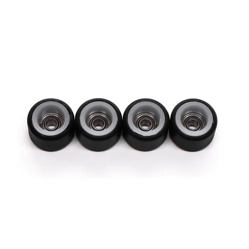FlatFace Dual Durometer Bearing Wheels Black-White 7mm